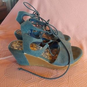 Nicole wedge blue jean strappy tie sandal size 8